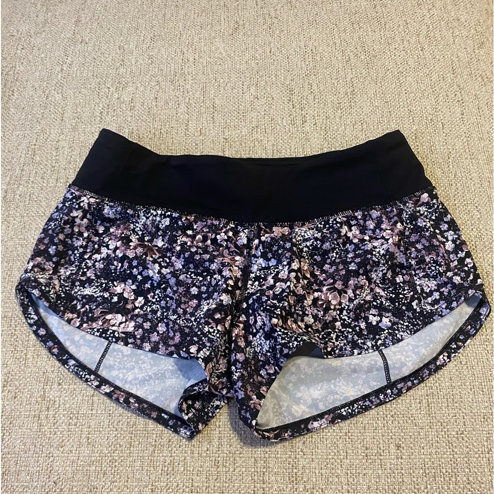 Lululemon Speed Up 2.5” shorts